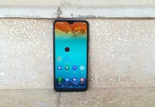 Samsung Galaxy M10 recenze